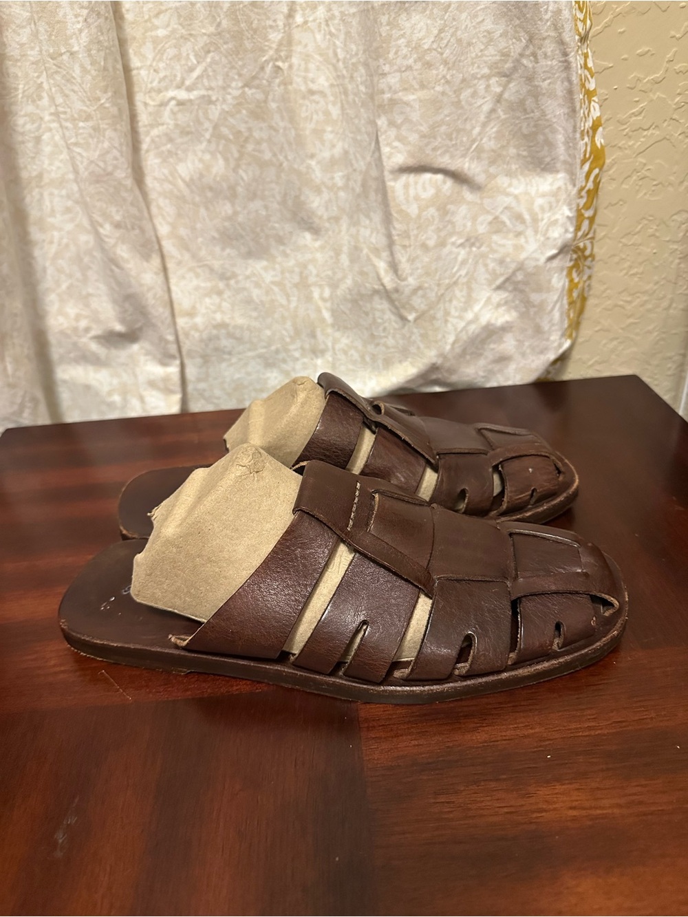 Tommy Bahama Sandals Mens 9 Brown Leather Jerusalem Fisherman Slide Slip on